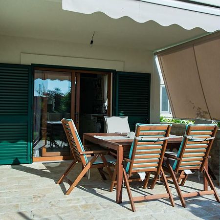 Summer House Mulac Nin Exterior photo